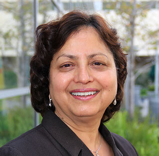 Dr. Neena Kapoor photo